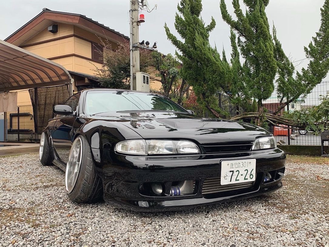 umarudaibu's tweet image. 全塗装から帰ってきました🥹
𝑻𝑶𝒀𝑶𝑻𝑨 𝟐𝟎𝟐 𝑩𝑳𝑨𝑪𝑲
純正Fフェンダー鉄板ワンオフ
ボンネット同色
レッドテール 塗り直し
Fガラス(青ぼかし)、Fモール交換
各所スムージング etc