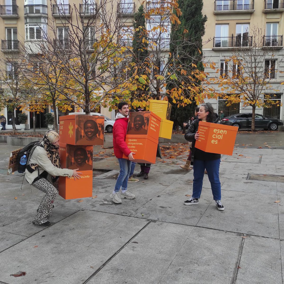 ✳️ Esenciales* tweet media