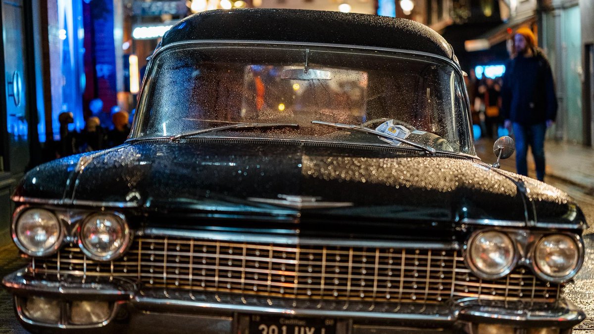 danhaiku's tweet photo. There is a pop-up shop celebrating the success and release of 'Wednesday' on Netflix today and you can find it at 15 Bateman St, London W1D 3AQ. I took these of Lurch &amp; the family hearse on Monday night. #netflix #wednesdayaddams #PopUp #london https://t.co/WqC5fw5ARj