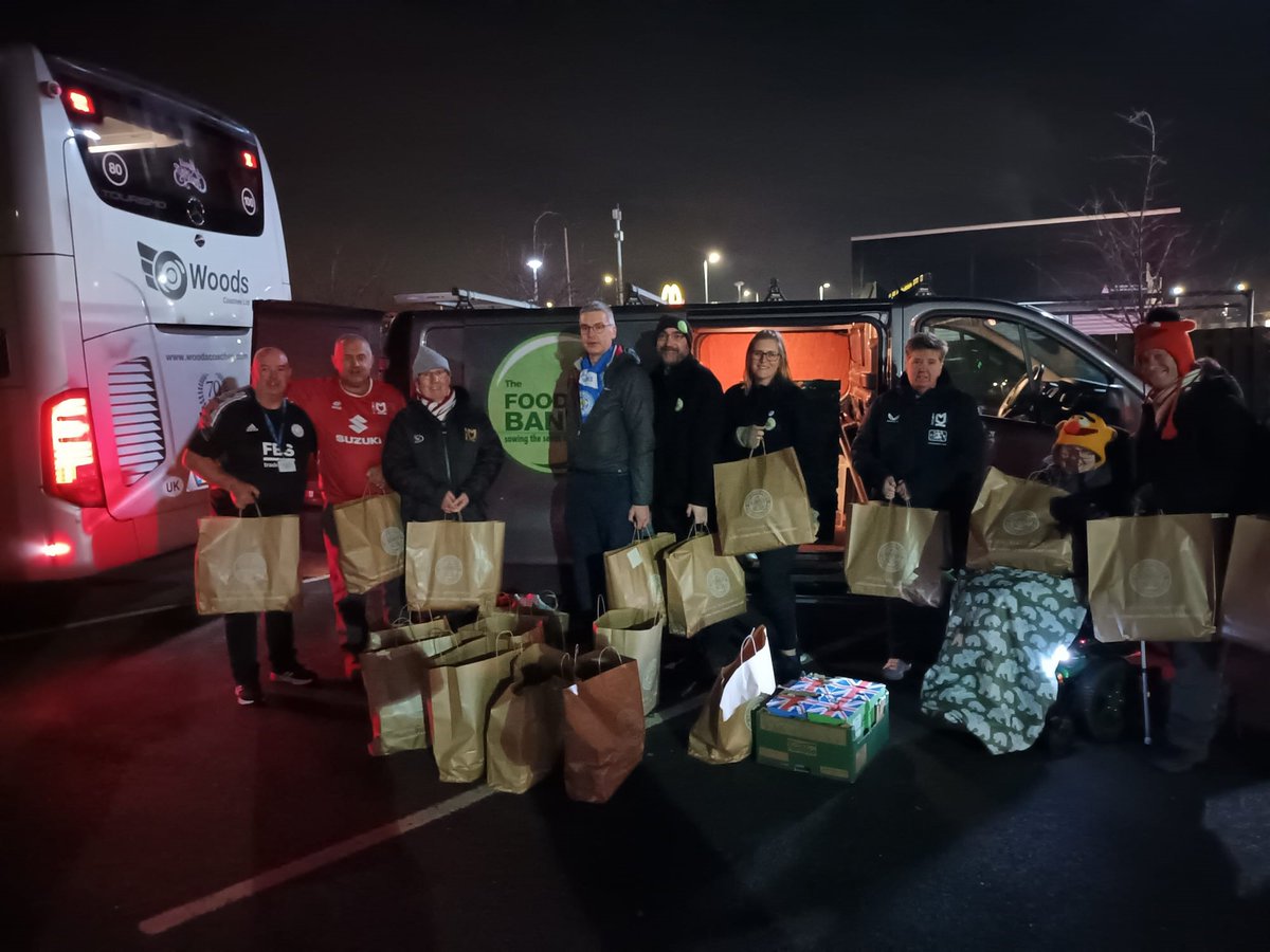 Massive thank you to @MKDonsFC @MKDonsSET and @OfficialMKDSA for their food donations at last nights game at MK Stadium, truely grateful for your support!
.
#thankyou #mkfoodbank #mkfooddrop #donations #fooddonations #localsupport #football #miltonkeynes #mk
#thankyou