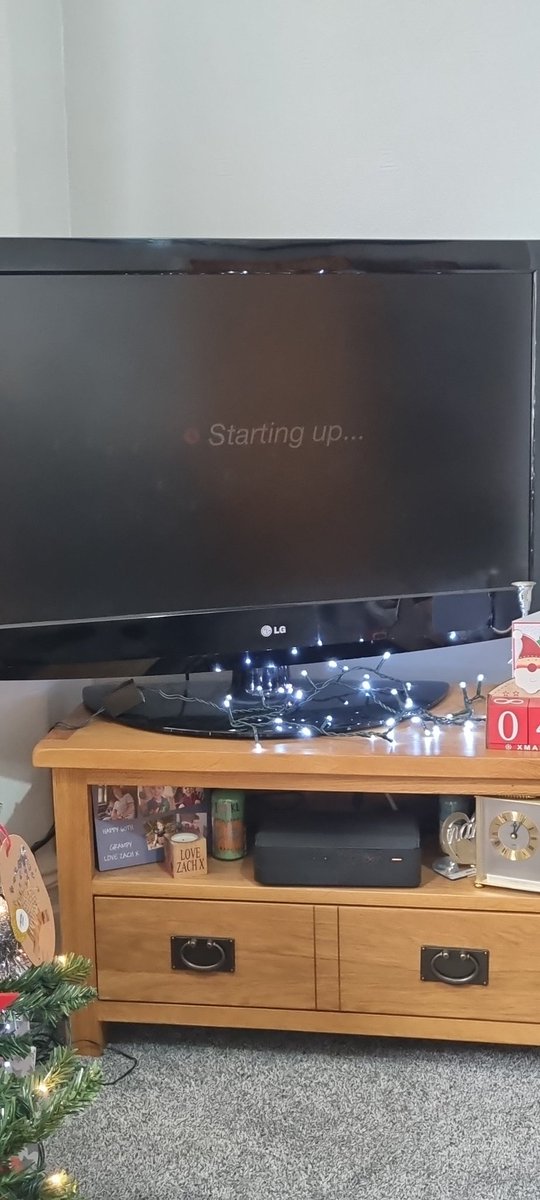 mikebano's tweet photo. @virginmedia Oh look, it's still happening... https://t.co/AdthyCt7Cz