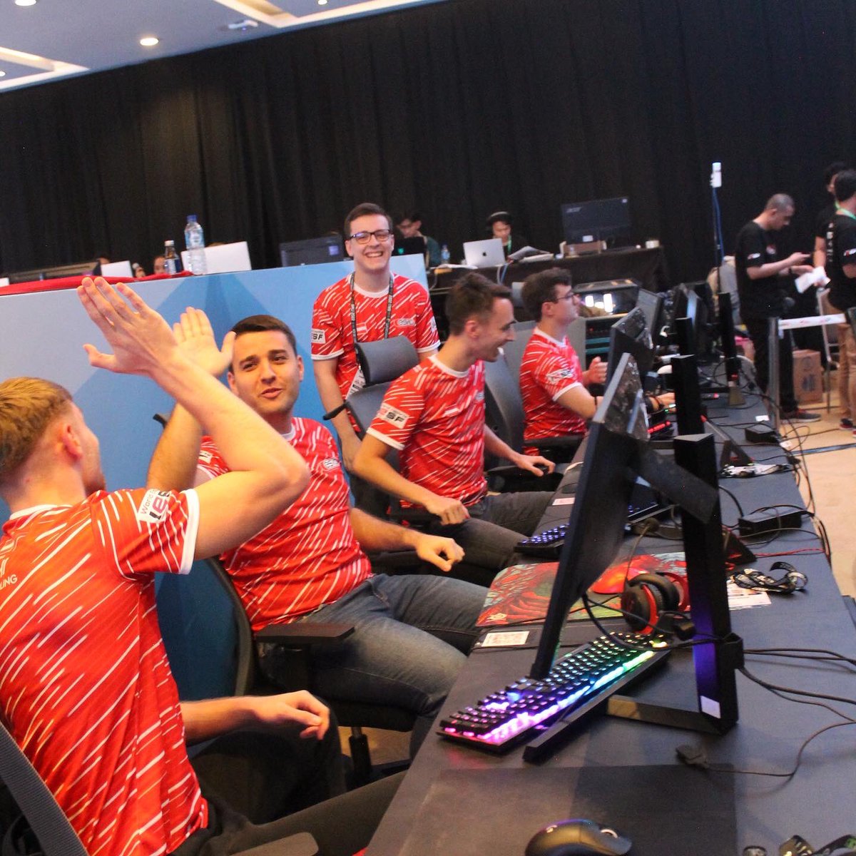 farmaGcs's tweet photo. Bali🏝 - it was a pleasure to be part of the team at the 14th World Esports Championships Bali 2022 and represent our country🇦🇹 in CS:GO 🇦🇹❤️🚜

@esvoe —> the best🇦🇹❤️

Thanks for having us @iesf_official ❤️🇦🇹

#IESF #WorldEsports #WEC22 #bali22 #gaming #csgo #austria https://t.co/TWJc8J4wSI