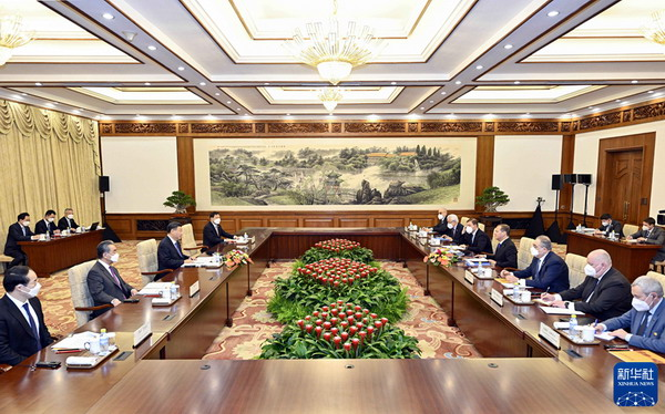 Ambassade de Chine en France tweet media