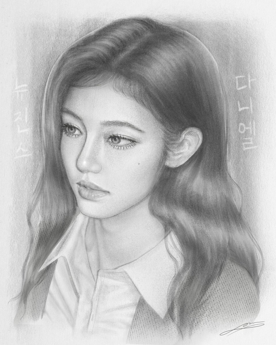 SWunderschon's tweet image. NewJeans Danielle fan art.
Dazzling Sunflower.
#newjeans #Danielle #ditto #Sunflower