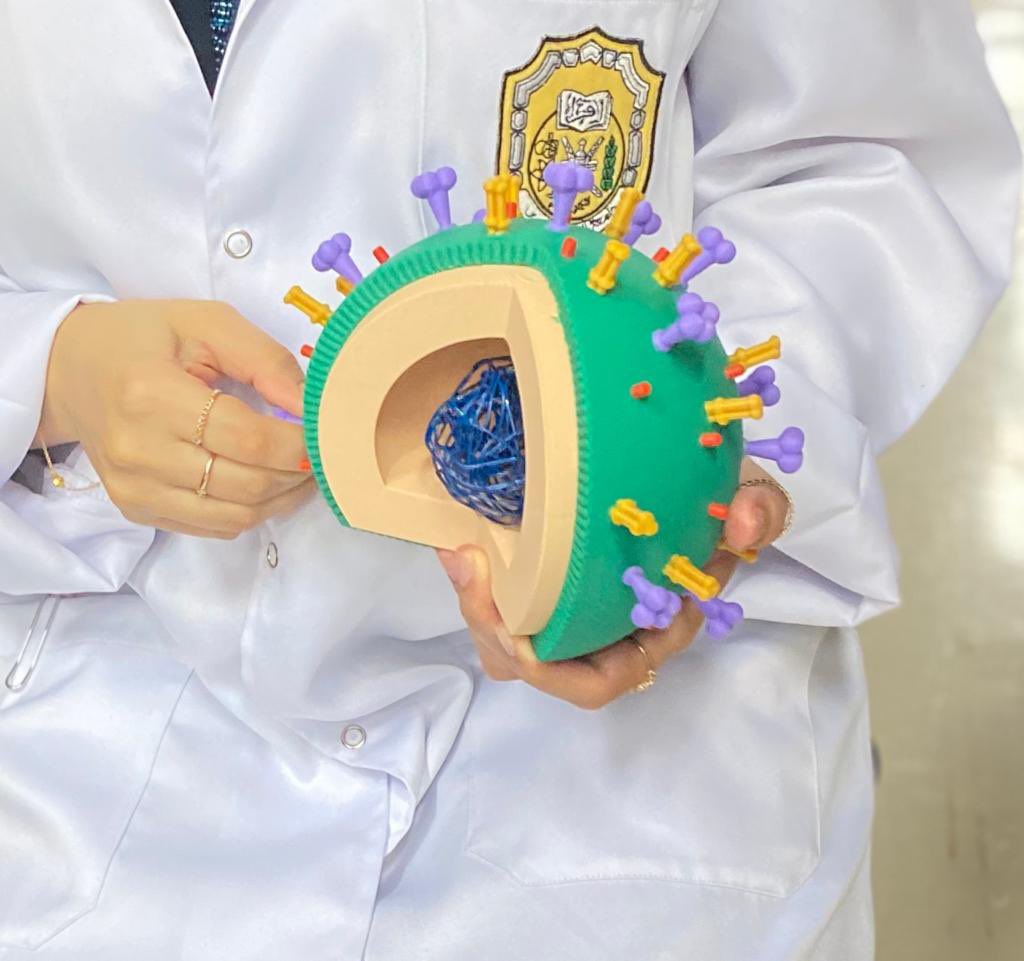 h__3x3's tweet image. Traditional methods of education are boring, right?!

We are students at SQU and we made 4 new things that help to learn about viruses: Animation videos, Hologram, 3D printing and crochet.

#bio_got_talent
#science
#SQU