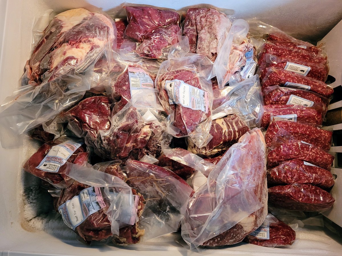 Special #Beef Service from <a href="/BastropCattleCo/">Bastrop Cattle Co</a>!

Not going full #carnivore but I will enjoy this...a lot.