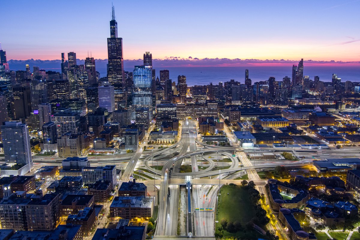 Thejanebyrne's tweet photo. Move over Chicago, there’s a new interchange in town. 😎  #JBI #MidCenturyModern #Meets21stCentury #IDOT https://t.co/CGdJohfprs