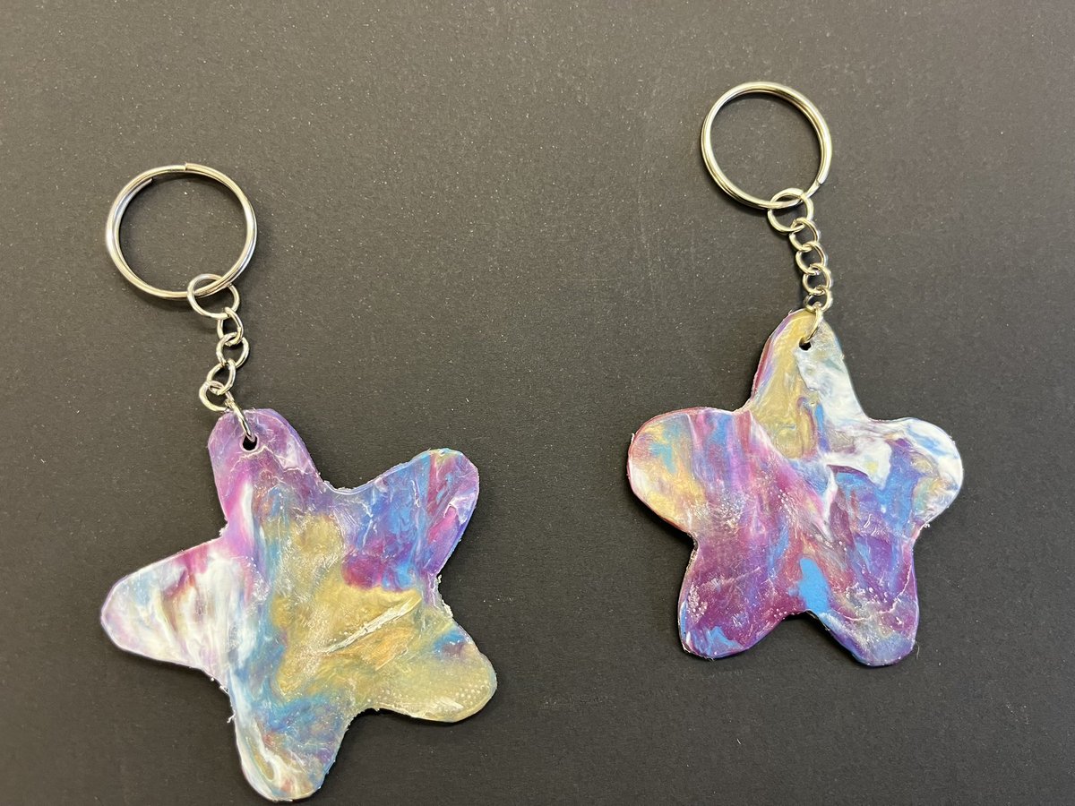 Excellent examples of the S1 class using bottle tops to produce their own plastic sheet, then Christmas decorations and key rings from them #ThisIsStColDandT #ThisIsStColumbas