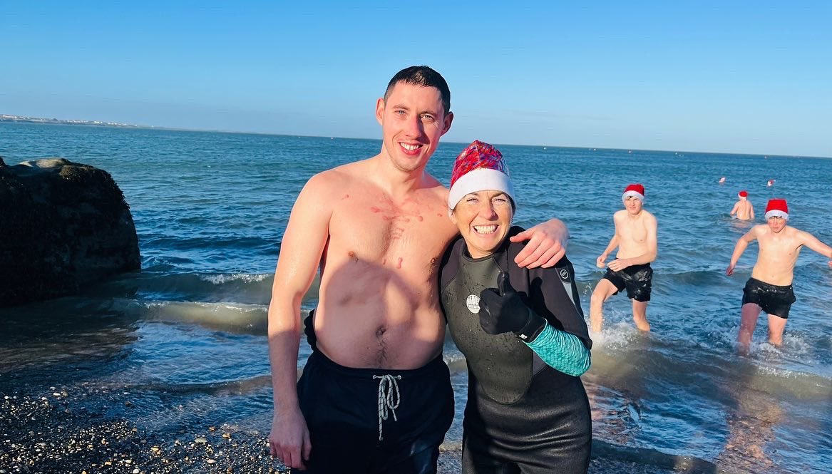 Congratulations to everyone involved in the #ChristmasSwim for Project Poland this afternoon 🇵🇱! #Brrr 🥶#SeaSwim #welldone #community #care #Ethosinaction #SkerriesCC #TeamDDLETB #Etbstrongertogether #Myetb @Skerries_CC @DDLETBColleges @ddletb @ddletbYR @SkillstoAdvance