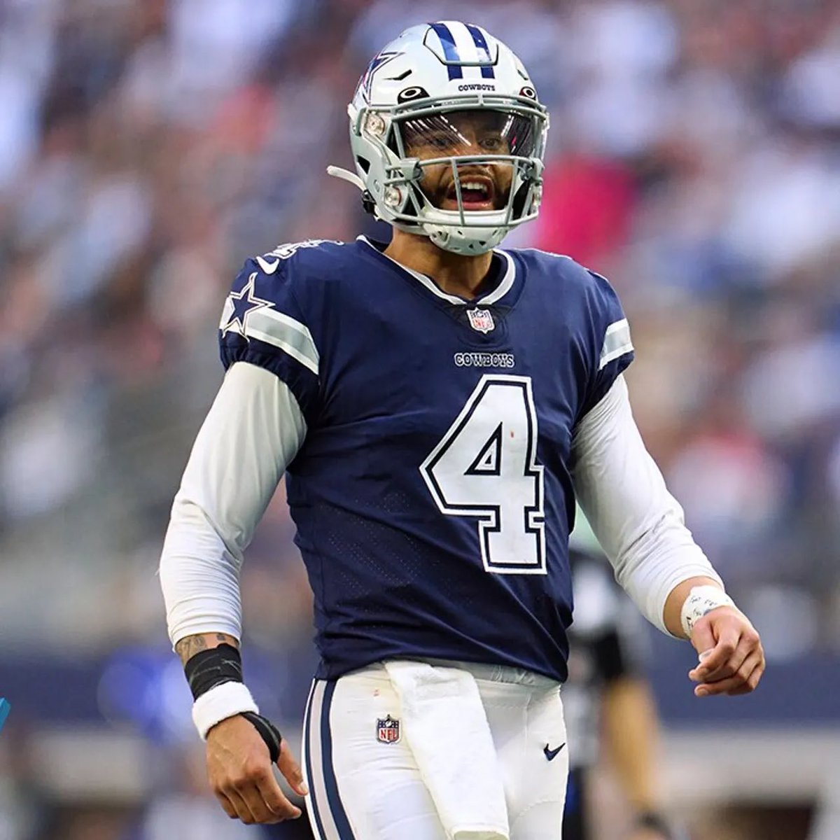 nickC0711's tweet photo. Like OR RT IF YOU AGREE DAK Prescott is the Best Quarterback IN THE NFC EAST https://t.co/0tHeXQWblc