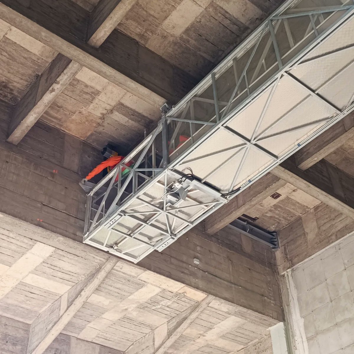 CastaldoSpa's tweet photo. RINFORZI STRUTTURALI "VIADOTTO MADONNA DEL MONTE" A3
#castaldospa #viaduct #steel #galvanized #site #salerno #italy #greatjob #welldone #greatteam #workinprogress #photooftheday #bybridge #civilengineering #infrastructures #foryou #thisis4u #structure #A3 #SPN https://t.co/WXs0egmBIB