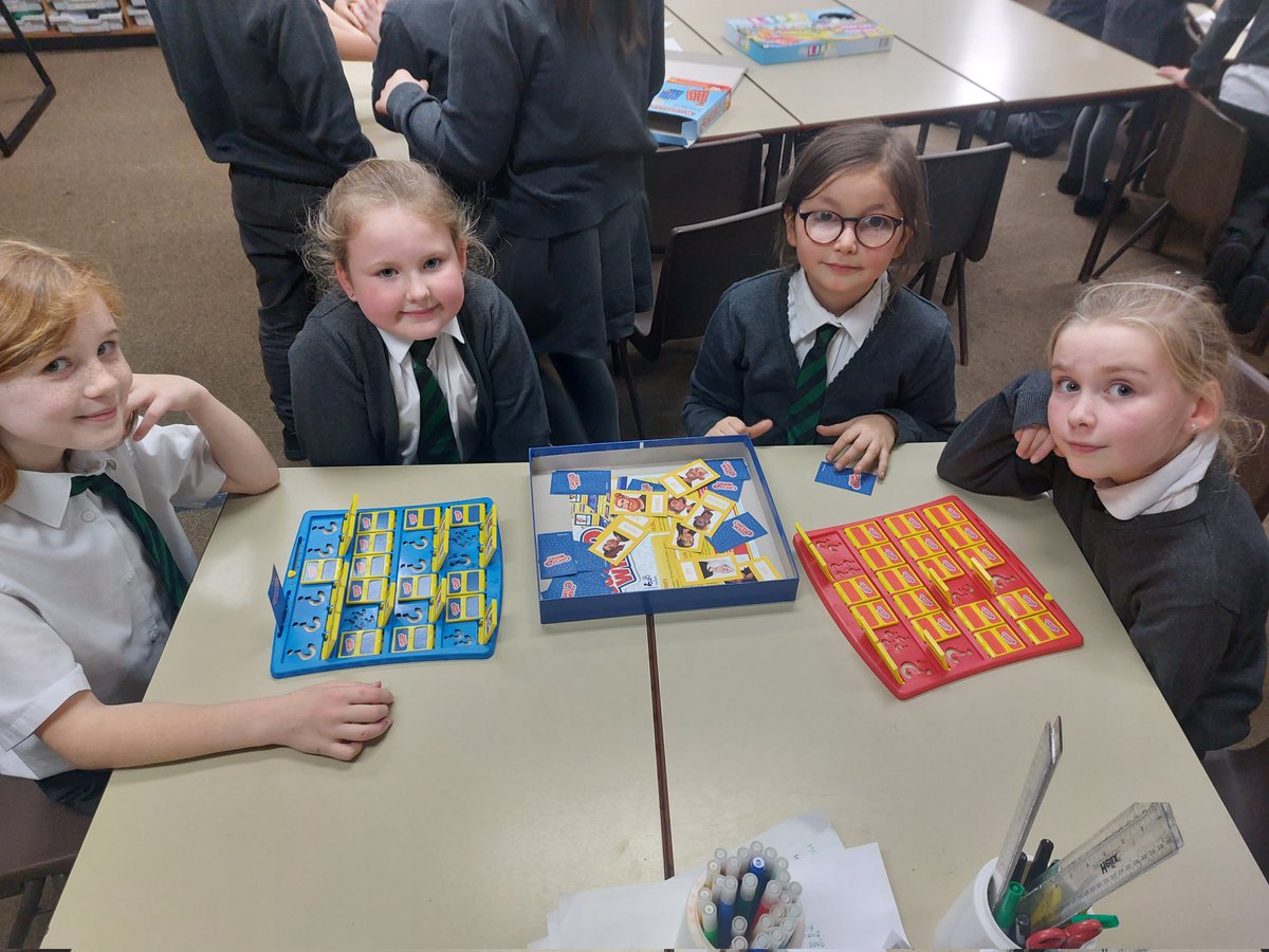 Y4EngMartyrs's tweet image. A well-deserved board game&apos;s afternoon in Y4 yesterday. 
#boardgames #Christmas #primaryfun