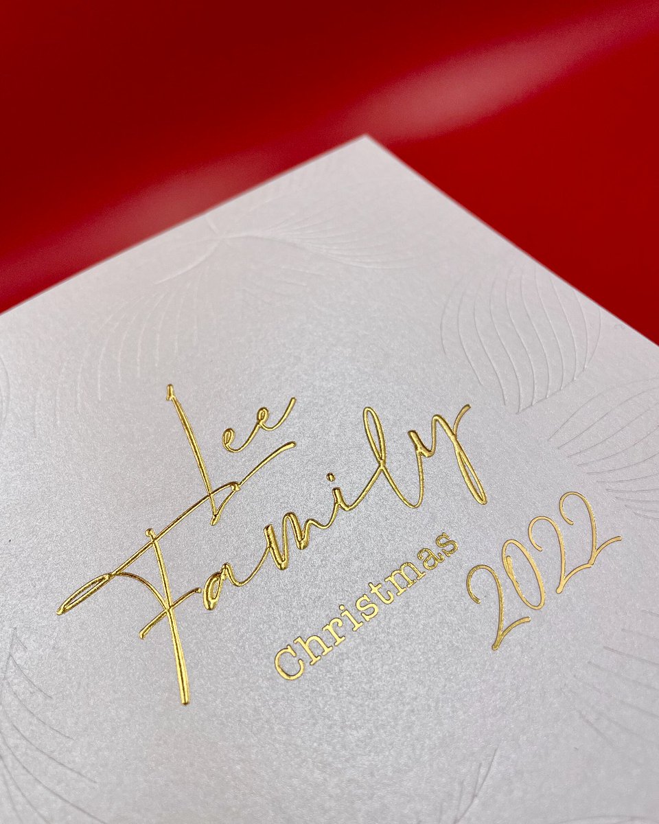 Dayfold's tweet photo. What a beautifully designed Christmas card using a pearlescent stock, multi-level gold foiling and a blind deboss.
––
@GFSmithpapers  @Foilco  @KlugeInt 
––
#christmascard #xmas #creativeprocess #foiling #debossing #creativepaper #peregrinamajestic #dayfold #dayfoldprint https://t.co/oeff9PhuIi