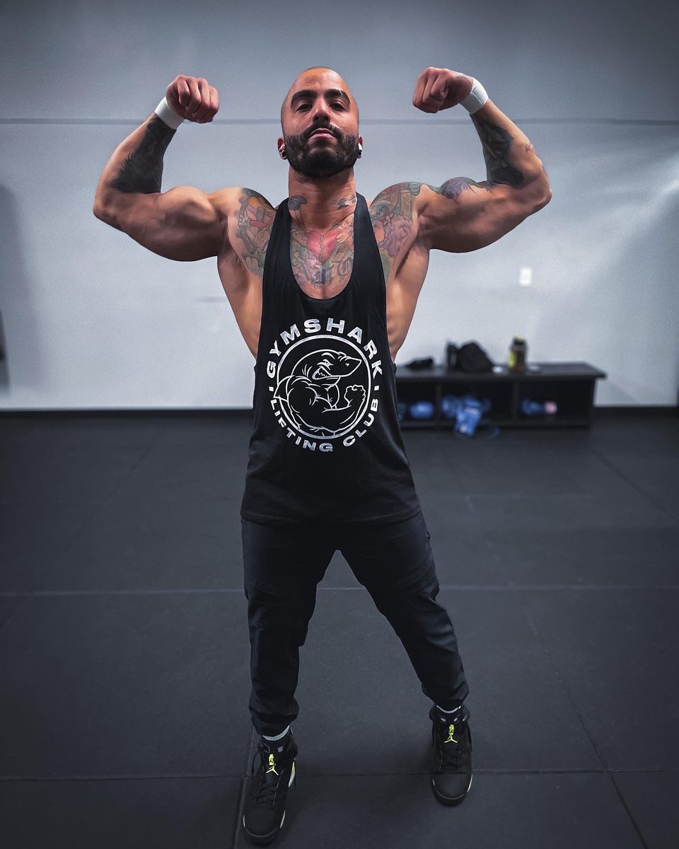 I couldn’t be more proud of what I’ve been able to accomplish this year, but it’s time to level up once again. 📈

Off-Season aka (Growing Season) officially begins after the holidays.
The Road to IFBB continues… 

💊 <a href="/unboundsupps/">unboundsupps</a> code: “RAMON”
💊 @Nutrabio code: “RAMONYUNES”