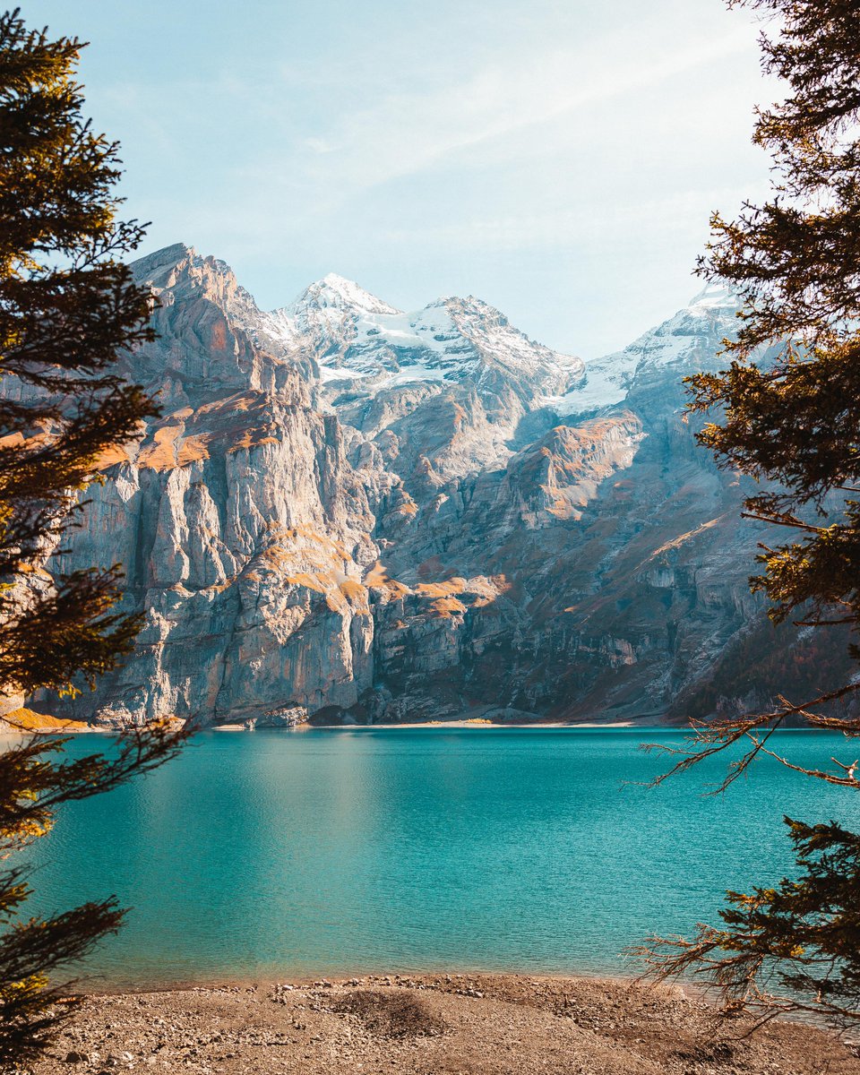 One of the most beautiful lakes in Switzerland on a cool autumn day. From u/TravelingTJ on /r/earthporn