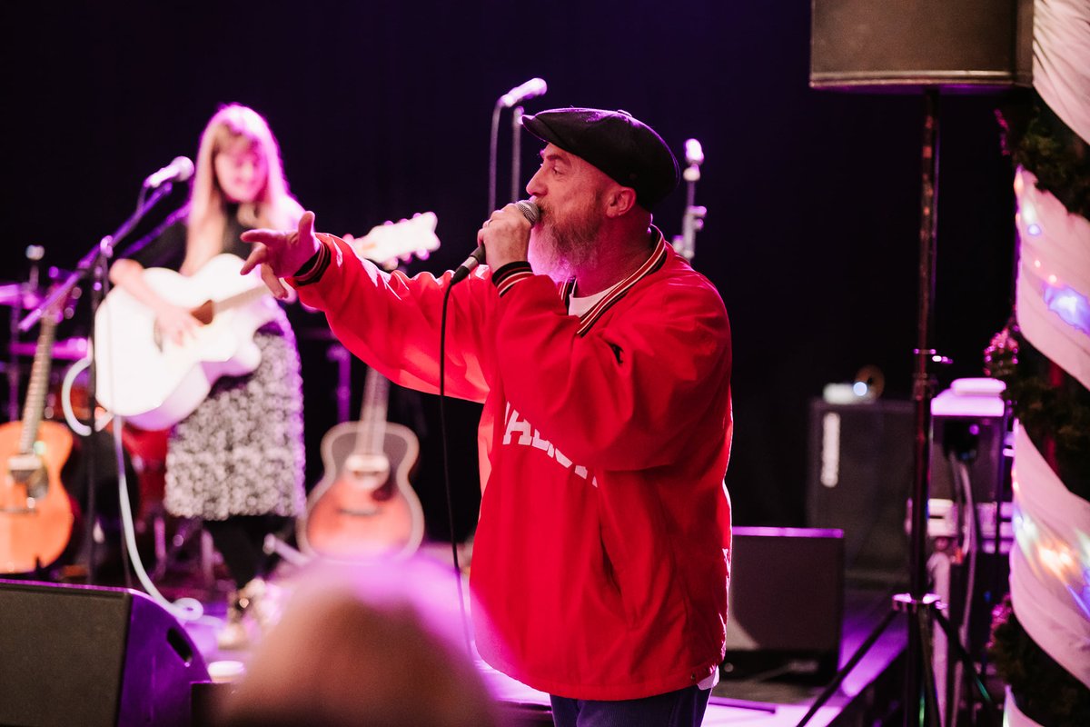 Trinity Live (@trinitylivehull) on Twitter photo Let's do this thing! Tonight is our final Trinity Live of the year and we've got 4 of our favourite acts from the region joining us, with a few festive surprises up our sleeves 🎅🏻
1️⃣ 6:30pm, @fionaleelala 
2️⃣ 7:00pm, <a href="/itsmaxleo/">max leo</a>  
3️⃣ 7:40pm, JT
4️⃣ 8:20pm, <a href="/LNMarauders/">LateNightMarauders</a> Let's do this thing! Tonight is our final Trinity Live of the year and we've got 4 of our favourite acts from the region joining us, with a few festive surprises up our sleeves 🎅🏻
1️⃣ 6:30pm, @fionaleelala 
2️⃣ 7:00pm, <a href="/itsmaxleo/">max leo</a>  
3️⃣ 7:40pm, JT
4️⃣ 8:20pm, <a href="/LNMarauders/">LateNightMarauders</a>