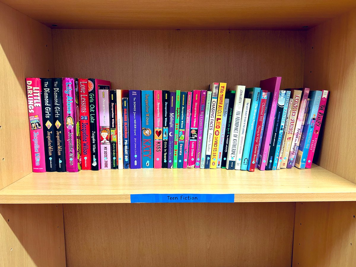 Miss Price and I have had a busy few days organising our own mini library in the English Department! It was quite a task removing every book and categorising it by genre but it was so very worth it. We can’t wait for our learners to make good use of this over the coming terms ☺️