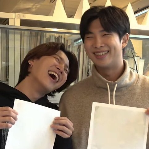 winnttaebear's tweet photo. THE MOMENT                THE SHOT https://t.co/P8qgtwIrOg