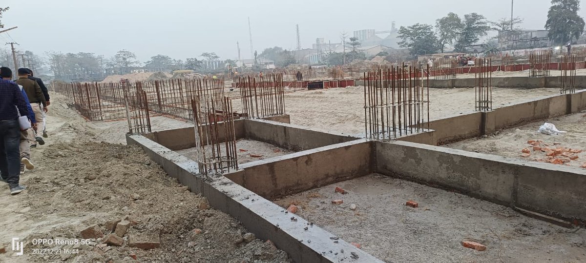 SandeepPoundrik's tweet photo. Government of Bihar is creating 24 lac sq feet of Plug and Play sheds in 10 industrial areas for textile and leather industry. These sheds will be rented out for only Rs 4-8 per sq ft. Visited Industrial Area Muzaffarpur and inspected the construction going on. https://t.co/4aWQl3Q0iN