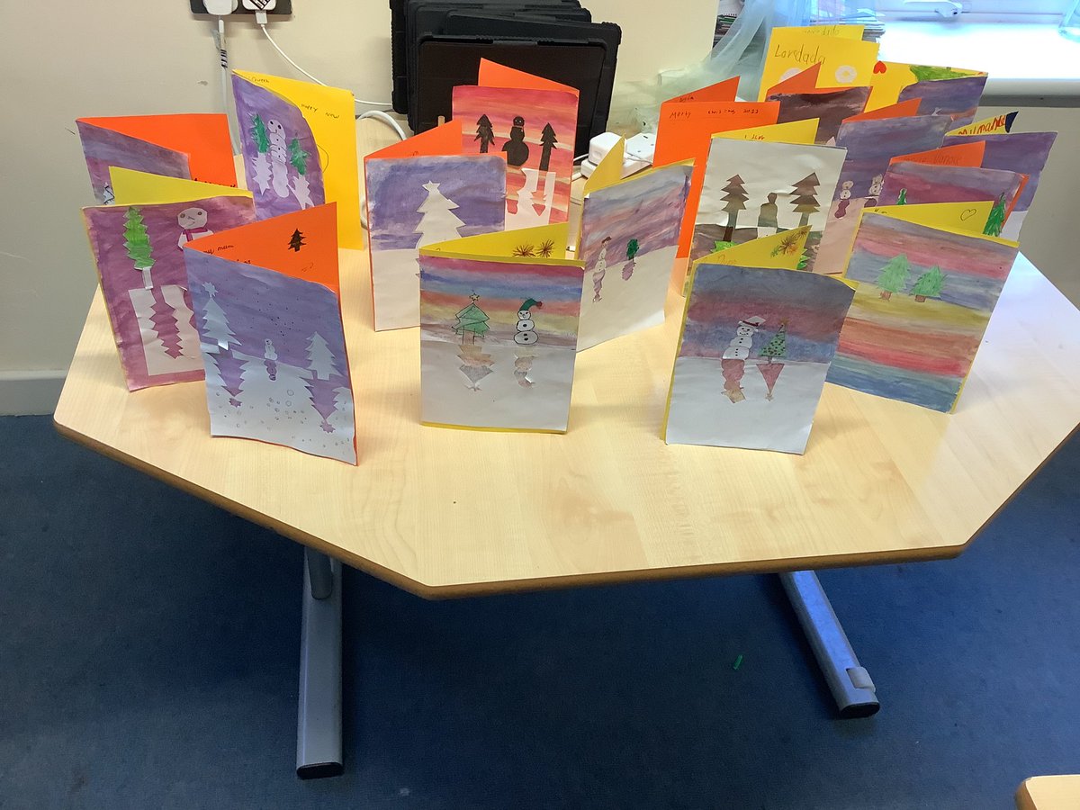 Look at our wonderful winter holiday cards. ⭐️😍🎄⛄️#creative #festive #happyholidays