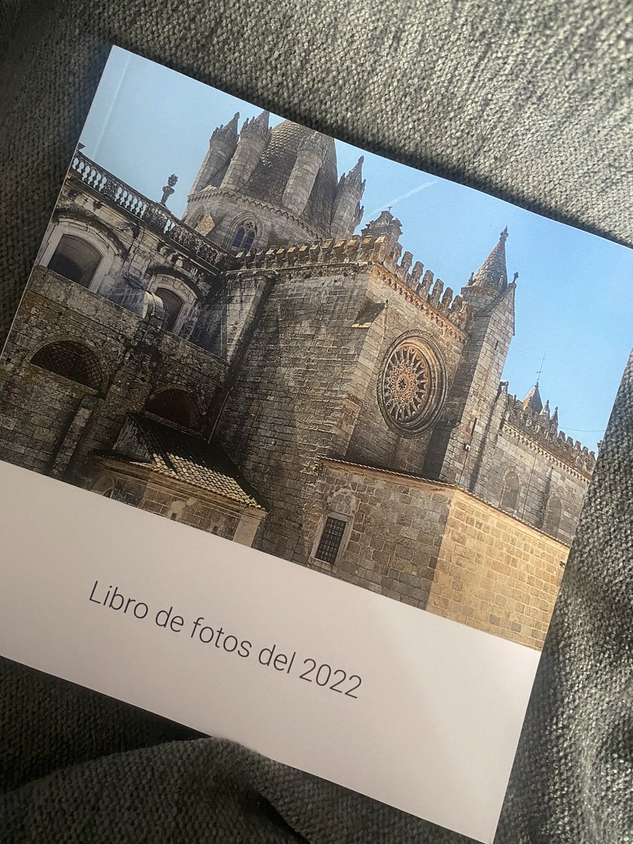 raquelbravvo's tweet photo. 2022 no me has podido gustar más.🫶🏻 https://t.co/oAC8rSXNmu