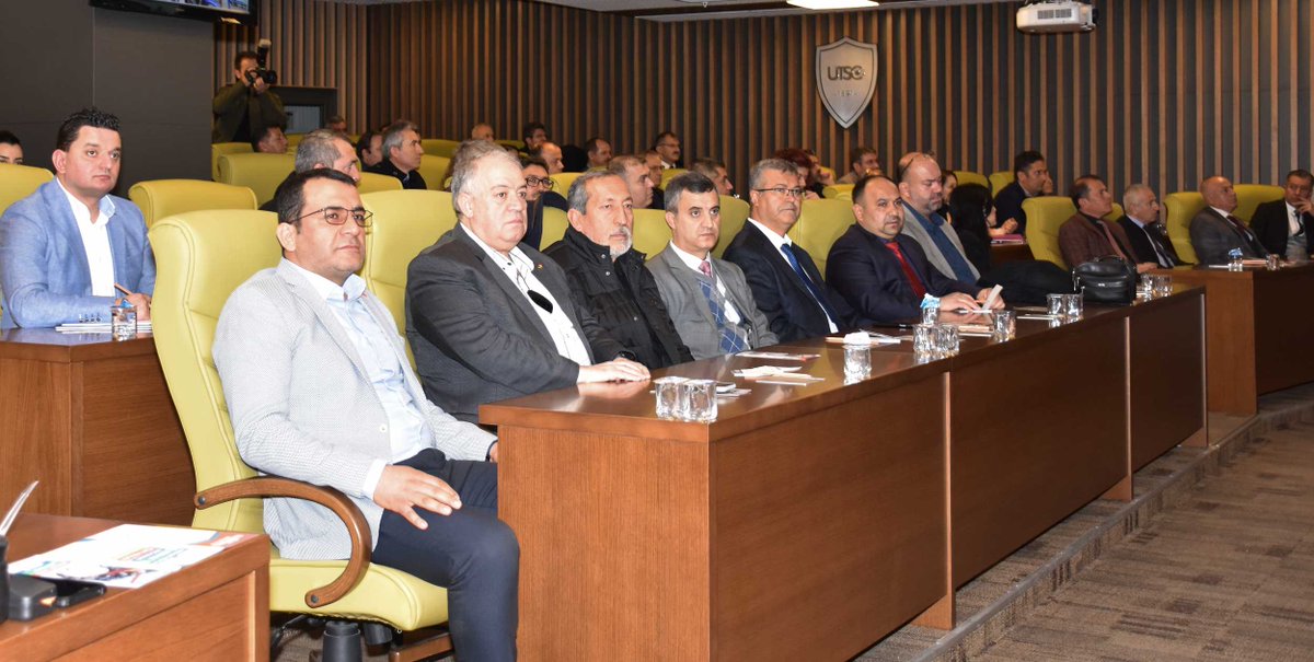 utsokurumsal's tweet photo. Odamız ev sahipliğinde @TC_UsakValiligi Syn @drturanergun başkanlığında, Mesleki Eğitim Merkezleri Değerlendirme Toplantısı gerçekleştirildi.
@usakilmem @blentsahin07 @64coskungungor @YILDIRIMBasri
https://t.co/RwDNmi7hzv
#meslekiegitim #mesleklisesi #isgucu #istihdam #egitim https://t.co/BGoW8OVdbQ