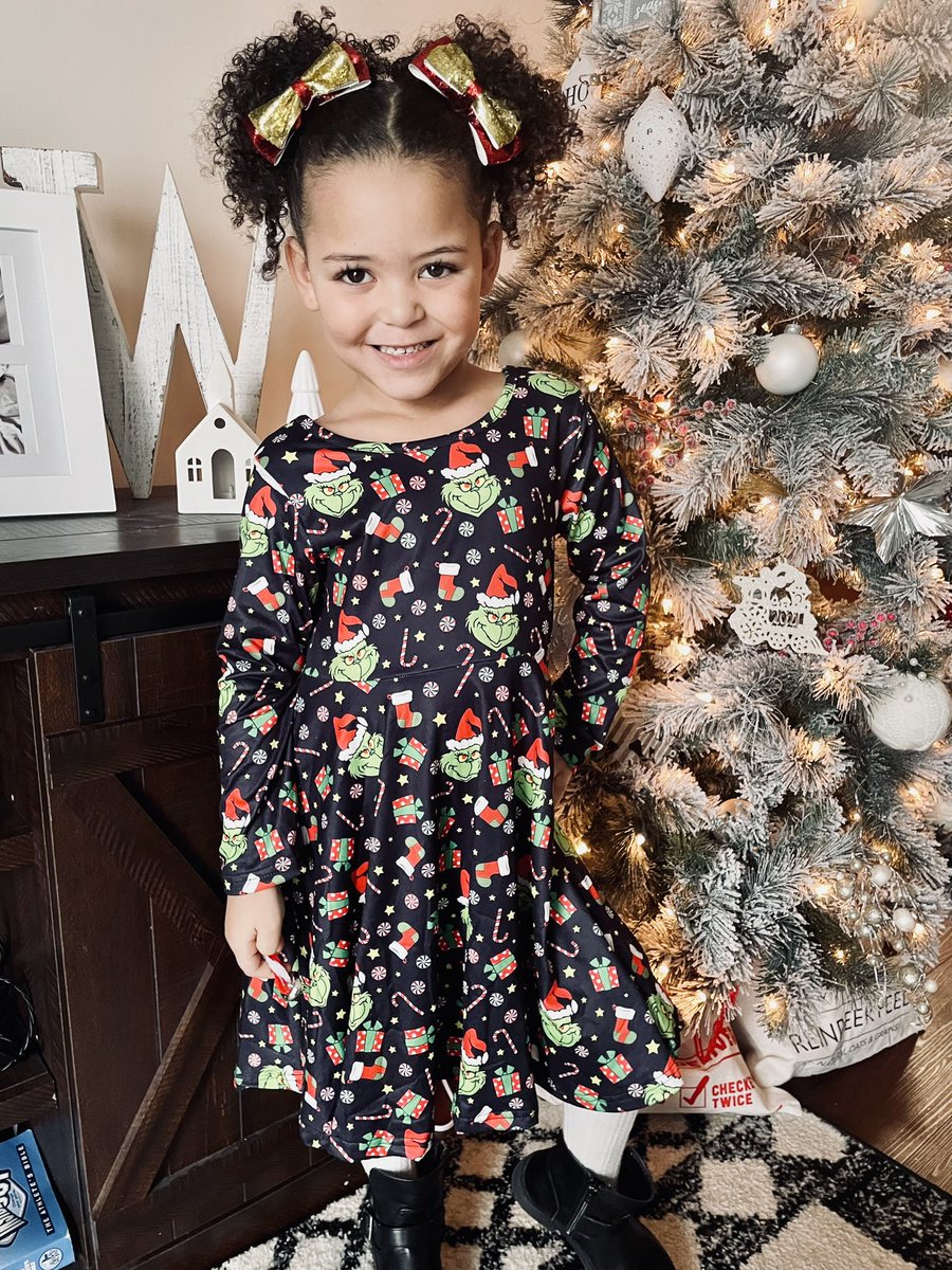 VsSullivan's tweet image. 4 days till Christmas 🎄