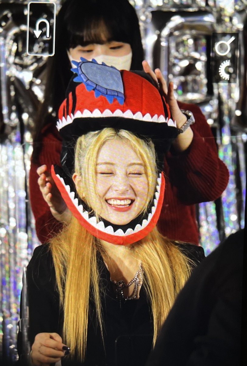 221221 팬싸 프리뷰 

❤️❤️

#허윤진  #르세라핌