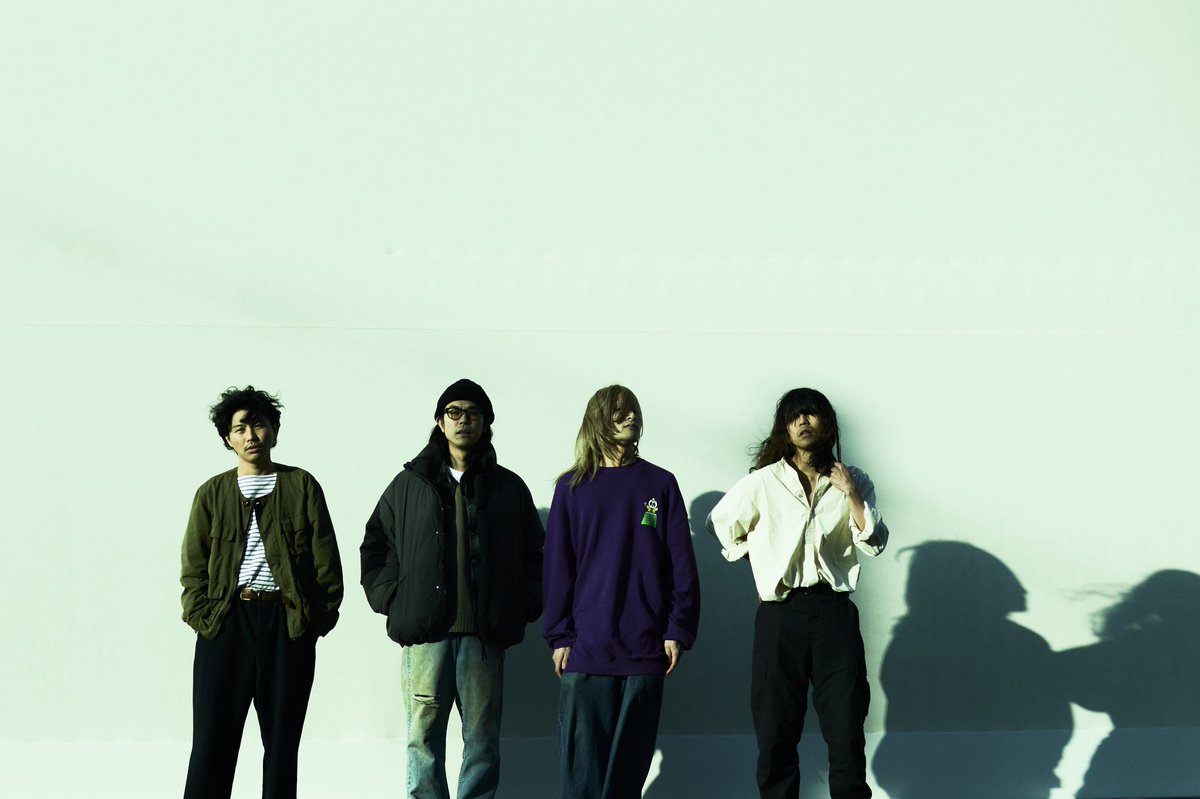 cry_amy_creamy's tweet photo. 【来年3月マキシシングル発売】
来年3月に2曲入りマキシシングル「FCKE」の発売が決定しました。そしてアーティスト写真もリニューアル致しました。

・マキシシングル詳細
NPE-010 [FCKE]
収録曲 
1. 世界 
2. GOOD LUCK HUMAN
¥500
来年3月発売。 https://t.co/9yFrhWfCxZ