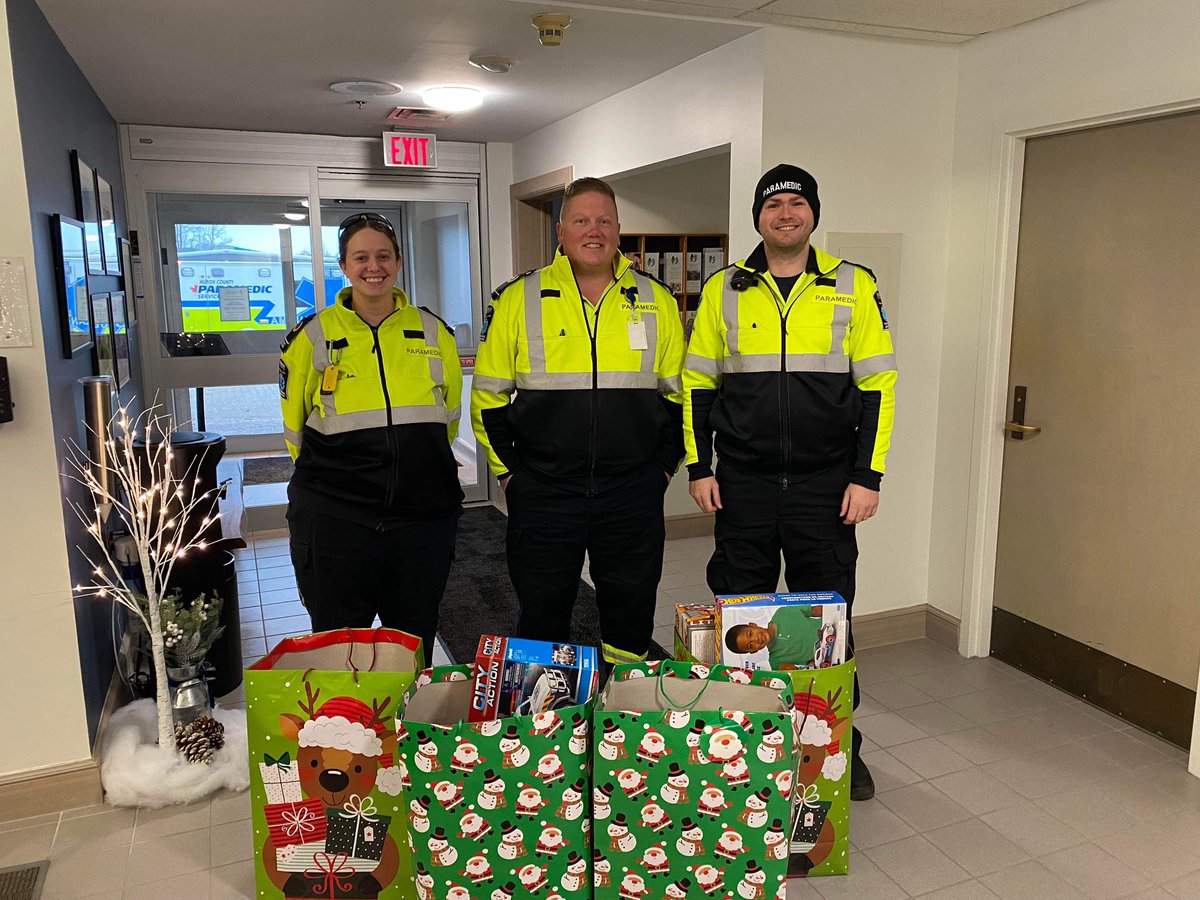 A donation was made of $1000 Children's Aid Society of Huron County on behalf of Paramedics of Huron County CUPE Local 4513 
and members Huron County Paramedic Services donated some gifts for the kids. 
Great job at going above and beyond the call of duty to the community!