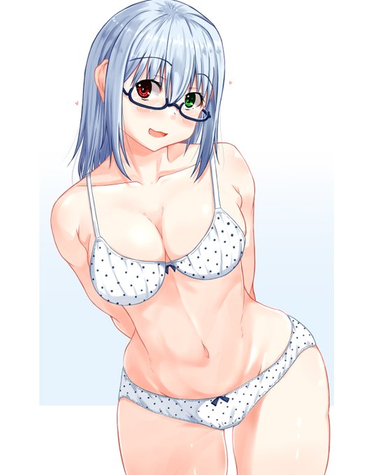 うちの子下着事情。大人っぽいのが描けないのでどうしてもこうなるのです。可愛いからよし。 