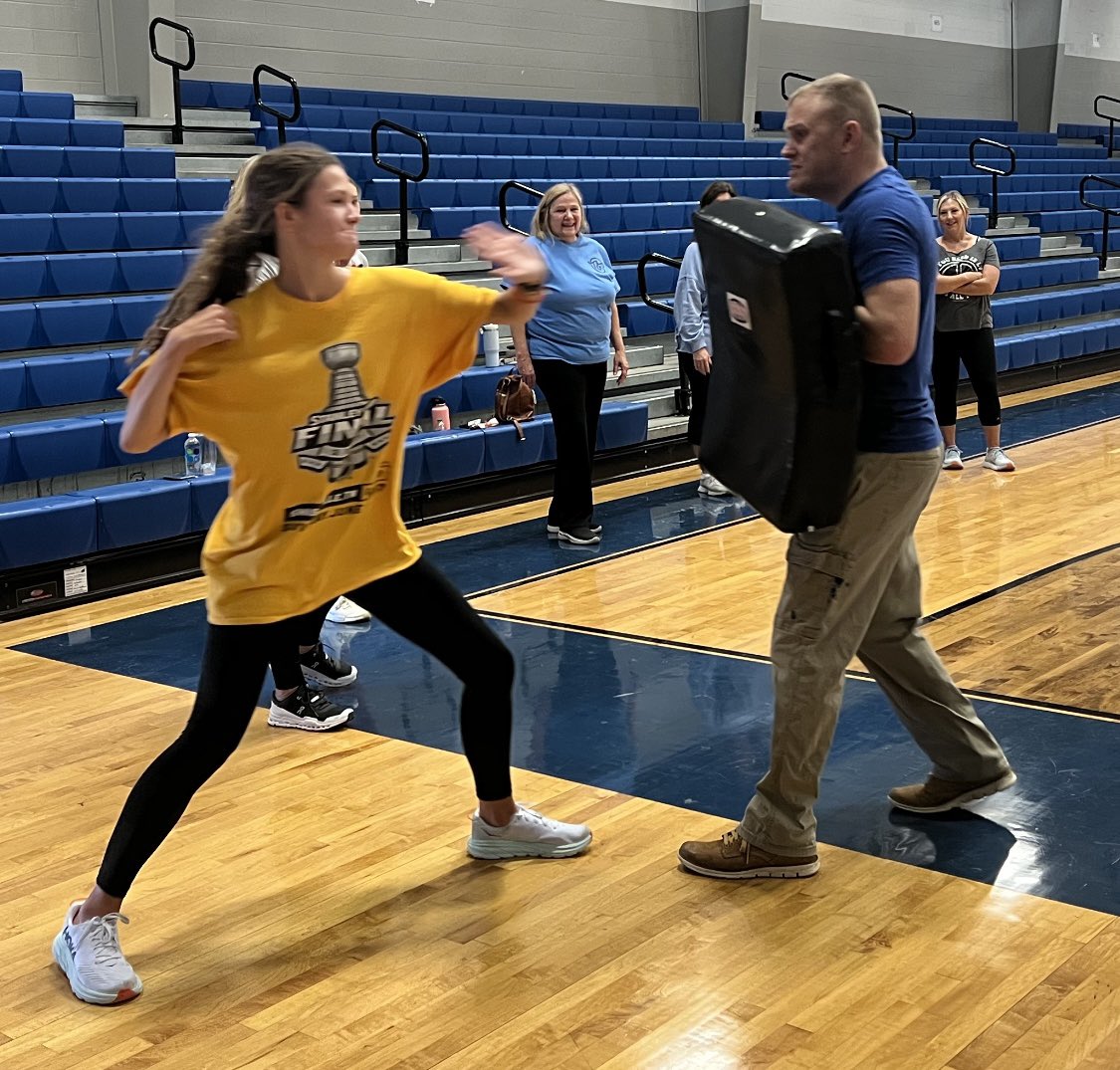 Renaissance__SD's tweet photo. Here are some photos from one of our latest self-defense seminars. 

#selfdefense #martialarts #womensselfdefense #selfprotection #veteranowned https://t.co/9G4KyAKG7Y