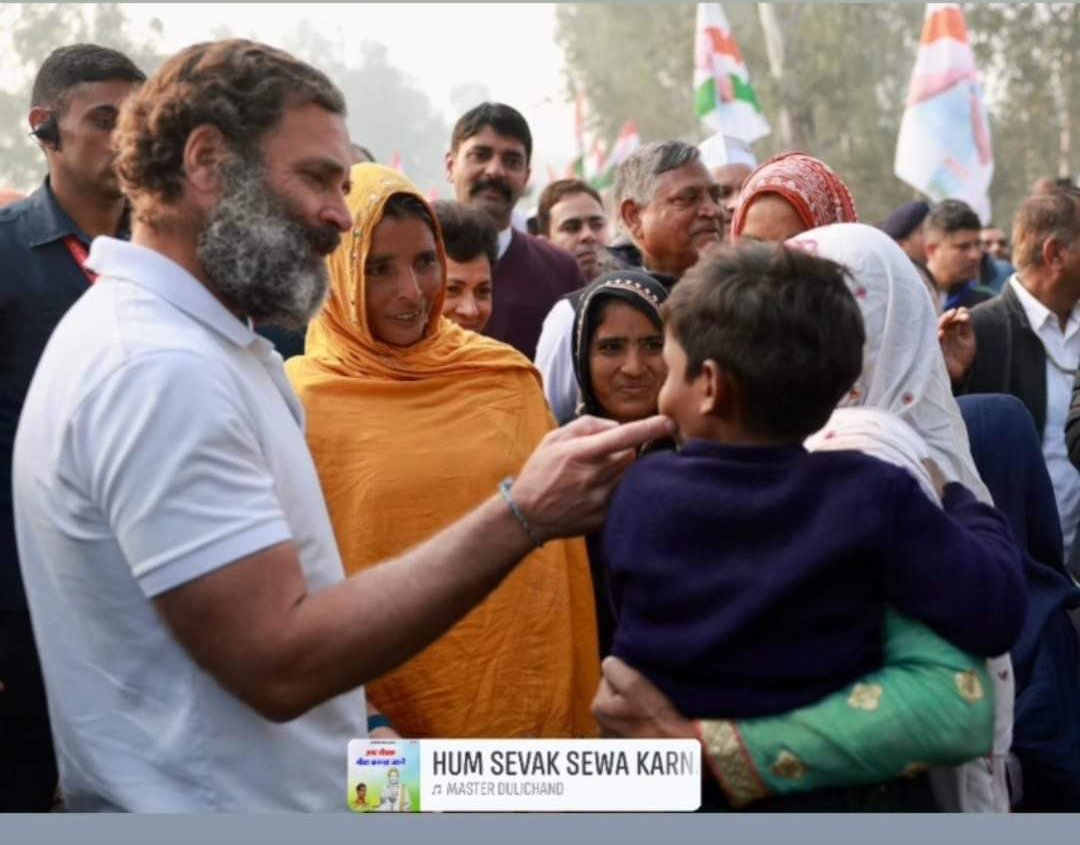 Shri rahul gandhi ji की मेवात हरियाणा की सरजमीं से भारत जोड़ो यात्रा मै ली गईं खूबसूरत तस्वीर <a href="/INCIndia/">Congress</a> <a href="/MahilaCongress/">All India Mahila Congress</a> <a href="/RahulGandhi/">Rahul Gandhi</a> @Saloni_solanki6 <a href="/indian/">Virender Ajmani</a>