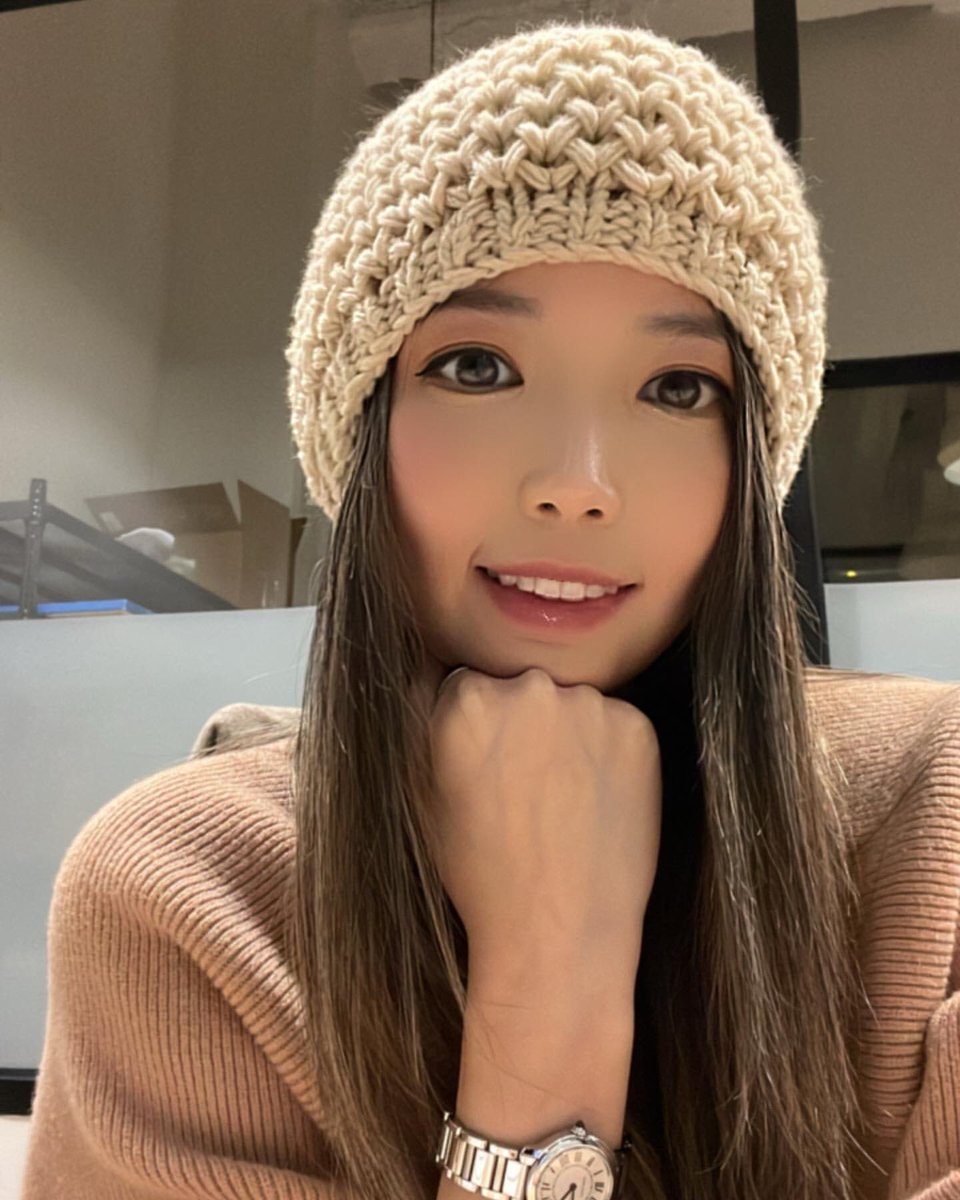 人生有三个转折点，原生家庭，夫妻伴侣，觉醒自己。如果前两者都没有，就一定要唤醒那个强大的自己。