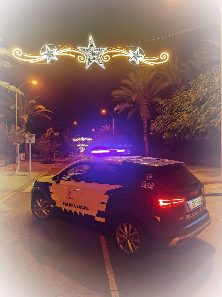 Felices fiestas🚔🎄