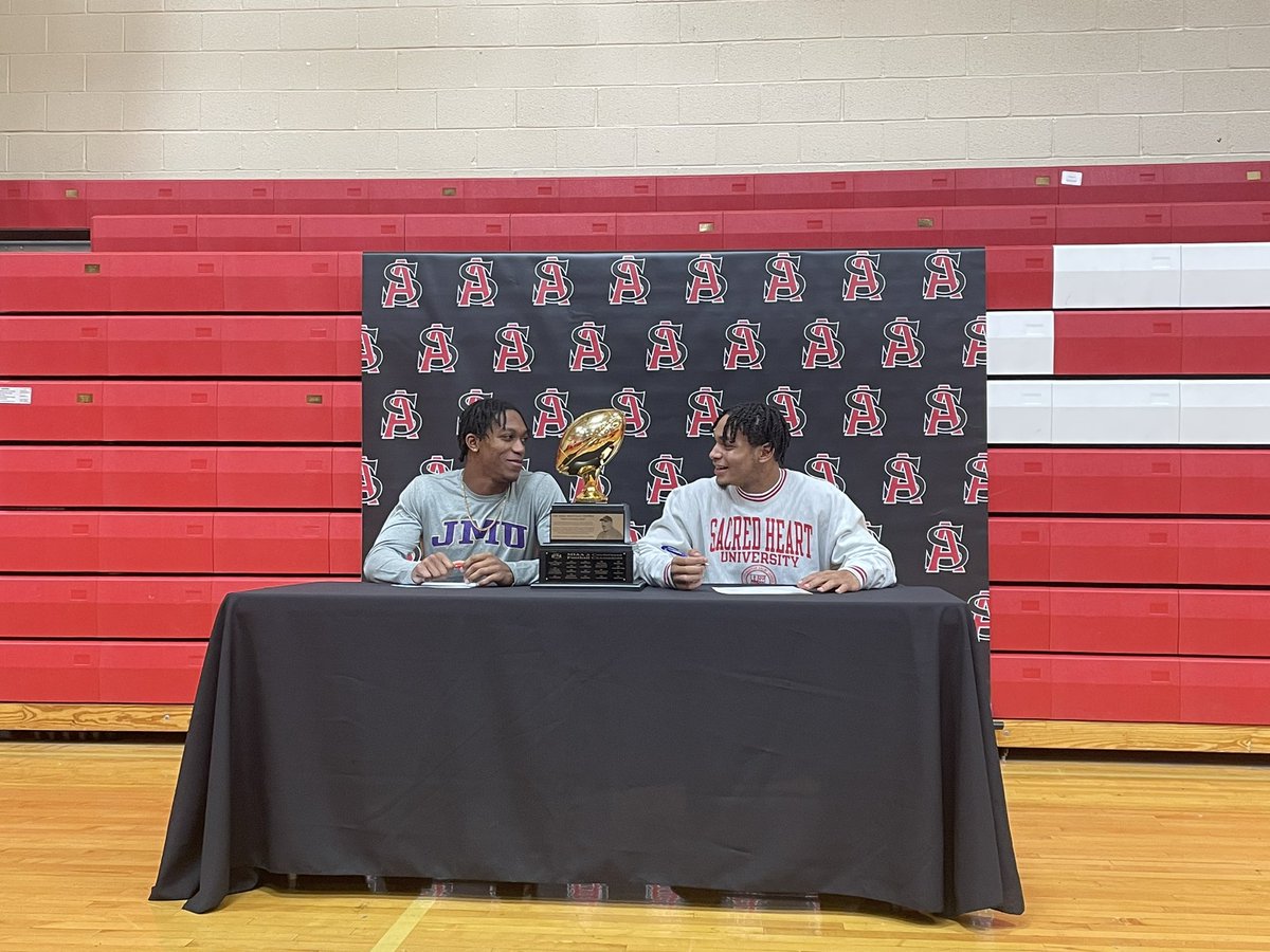 Kat Fominykh (@katfominykh) on Twitter photo .@8kmax_ and <a href="/gio_boone/">GīØ</a> signing with <a href="/JMUFootball/">JMU Football</a> and <a href="/SHU__Football/">Sacred Heart Football</a> on Football Signing Day. All smiles :) .@8kmax_ and <a href="/gio_boone/">GīØ</a> signing with <a href="/JMUFootball/">JMU Football</a> and <a href="/SHU__Football/">Sacred Heart Football</a> on Football Signing Day. All smiles :)