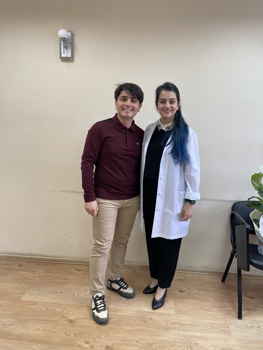 Dahiliye başasistanımız Nilay ablam bugün itibari ile Uzman Dr.…
  Nilay ablamı tebrik ediyor, başarılarının daim olmasını diliyorum…
 Darısı başımıza inşallah…