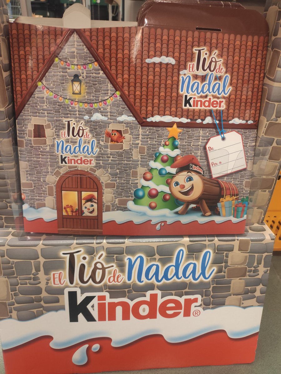 Estudi de mercat o algo així en diuen. 
#TiódeNadal
#tradicionscatalanes 
#Kinder