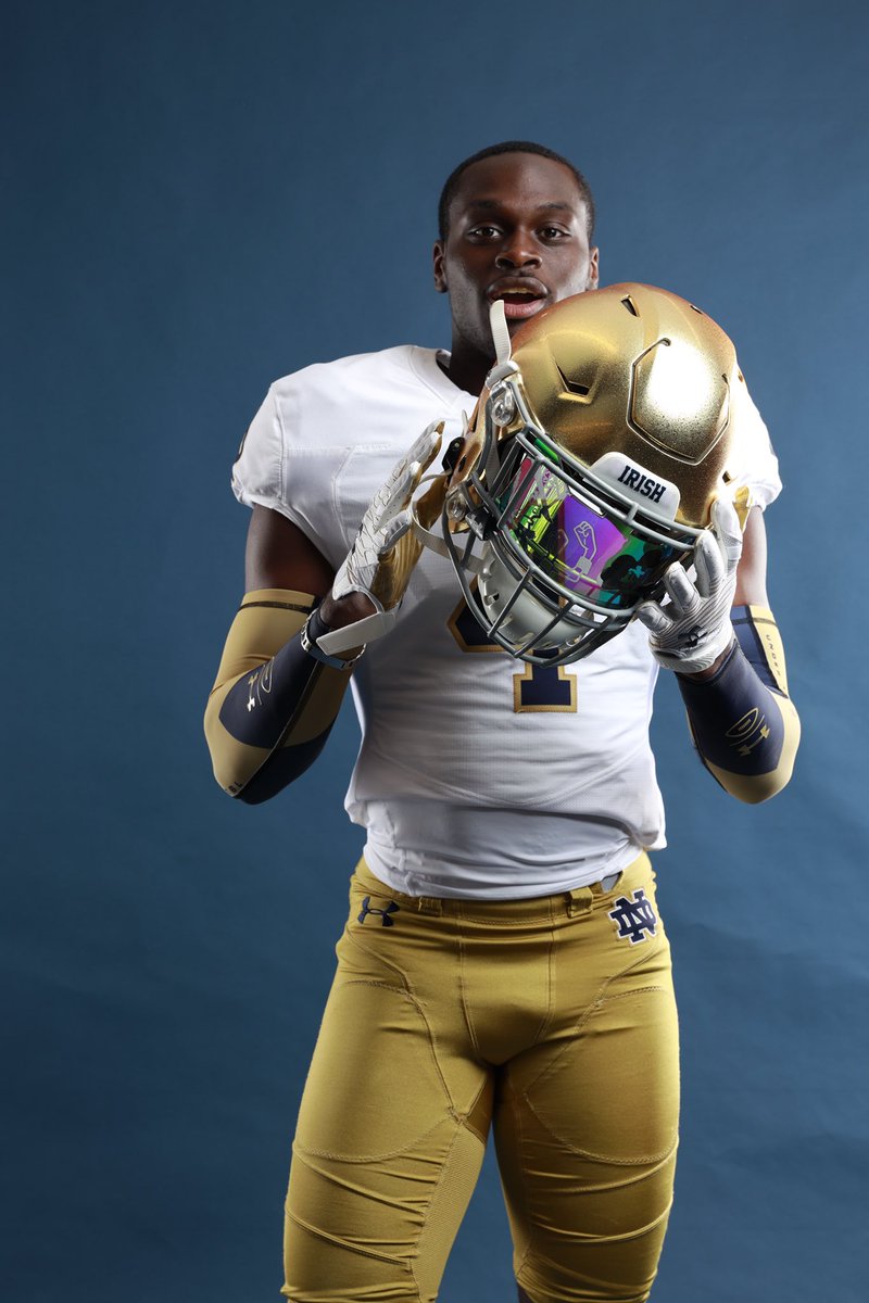 JeremiyahLove's tweet image. It’s Official!