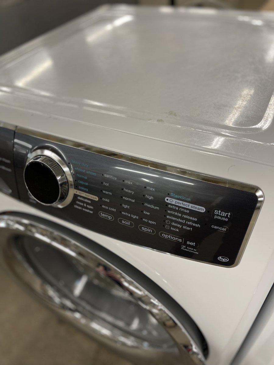 BuildingValue's tweet image. Electrolux EFLS617S front load washer and Electrolux EFME617S drier which are stackable. Like a lot of modern washers and dryers, these pair a stylish design with a long list of specialty cycles. These units are in great condition. $950 for pair or $500 each.