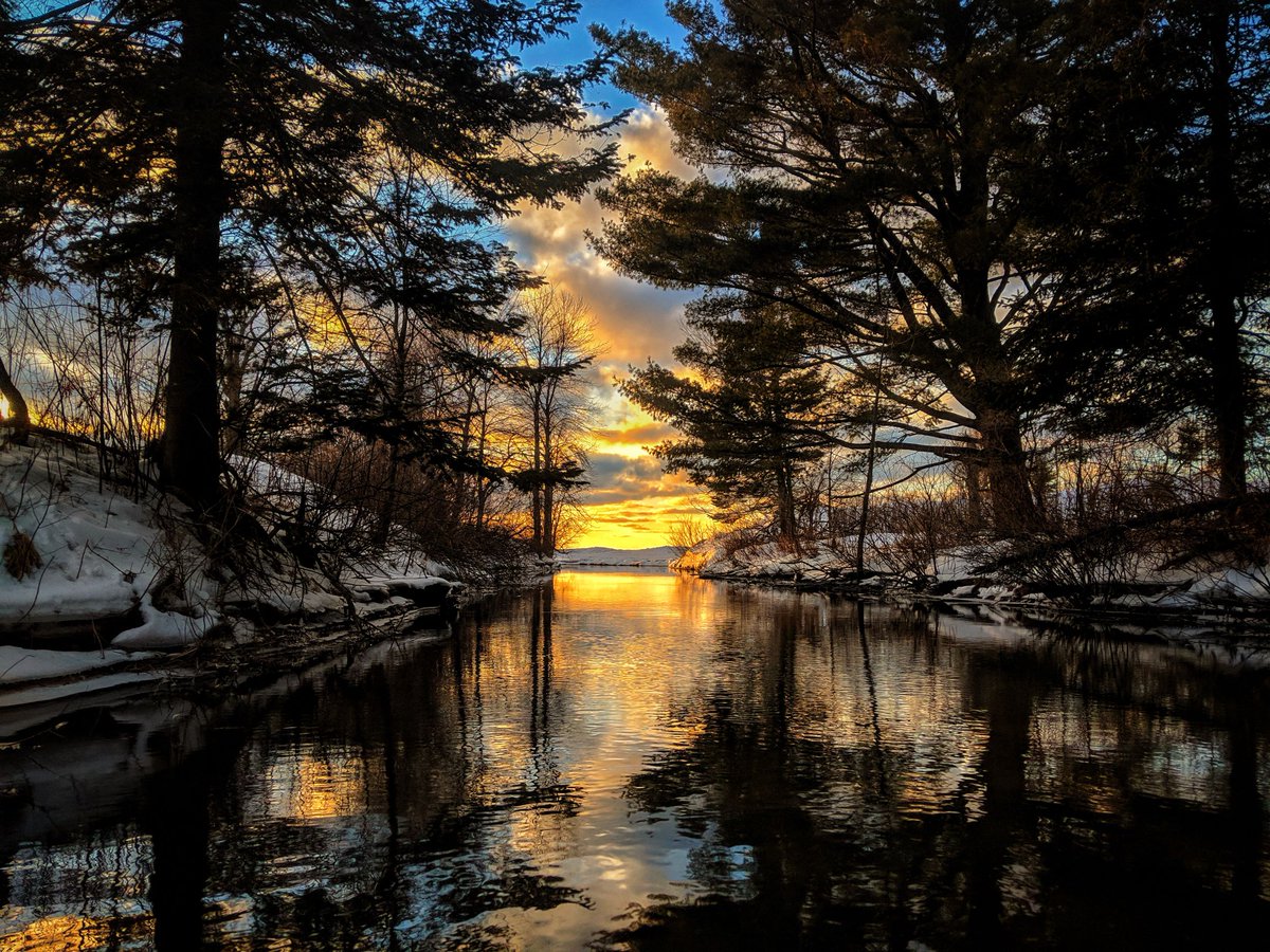 Happy solstice, happy first day of winter! It will only get brighter from here! 

Learn more about winter park activities by visiting nps.gov/subjects/npsce….

NPS Photo: K. Ferguson

#Winter #WinterSolstice #SleepingBearDunes