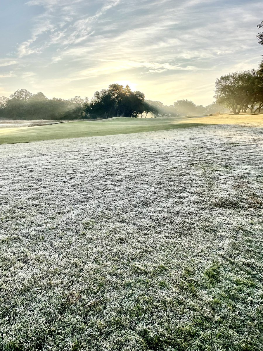Frosty morning at the Ranch ❄️