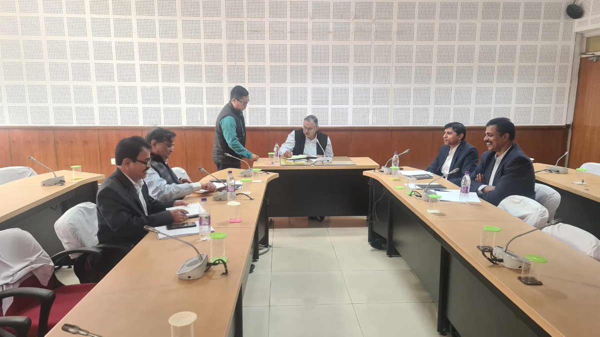 ForestTripura's tweet photo. The first meeting of Board of Directors and shareholders of the company "Tripura Nature Trails and Resorts limited ( TNTR)" was held on 21st Dec 2022 in the conference Hall no.1 of New Secretariat  Agartala. @mygovtripura https://t.co/q1PG93CJs2