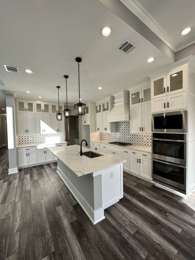 benwegmann's tweet photo. Could you see yourself living here? https://t.co/bPJtuyR1H0