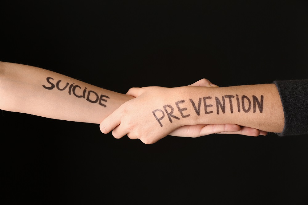 ChampsPHC's tweet photo. Following on from the Cheshire and Merseyside #SuicidePrevention Strategy launch back in November, a meeting is taking place today with #NeilLarge MBE, Non-Executive Director Cheshire and Merseyside ICS, to discuss how he can help going forward.
#HopeThroughAction https://t.co/tX30zrd45w