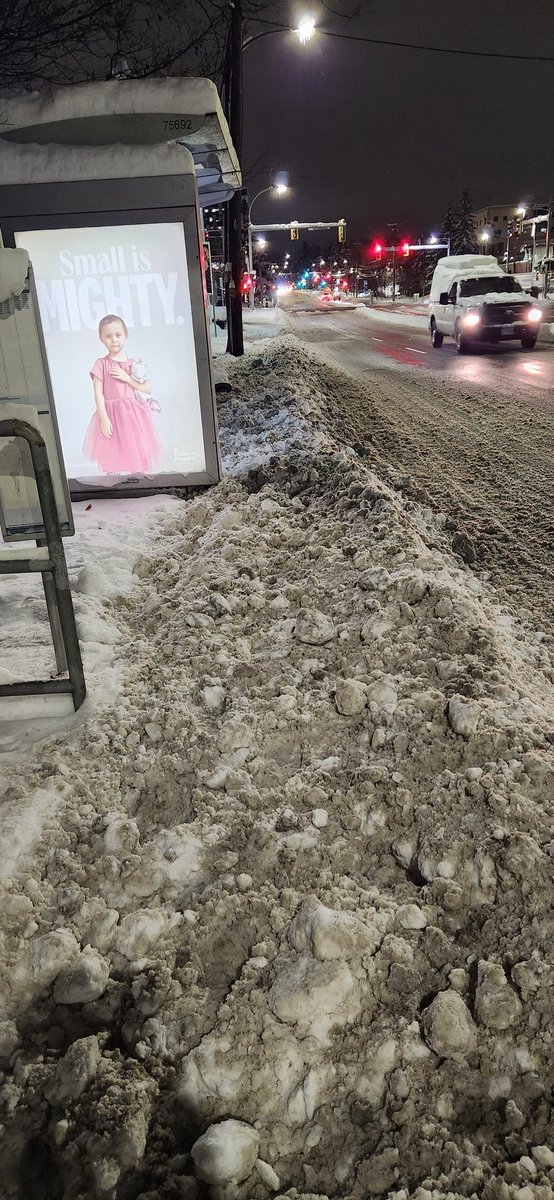 Onlykims1's tweet photo. The City of Surrey BC does not care if you have to walk in the middle of the road. Sidewalks don't exist. Pedestrians be damned.
#climatechange #SurreyBC #bcstorm #nopedestriansallowed #safertodrive https://t.co/WGfE8wDA1V