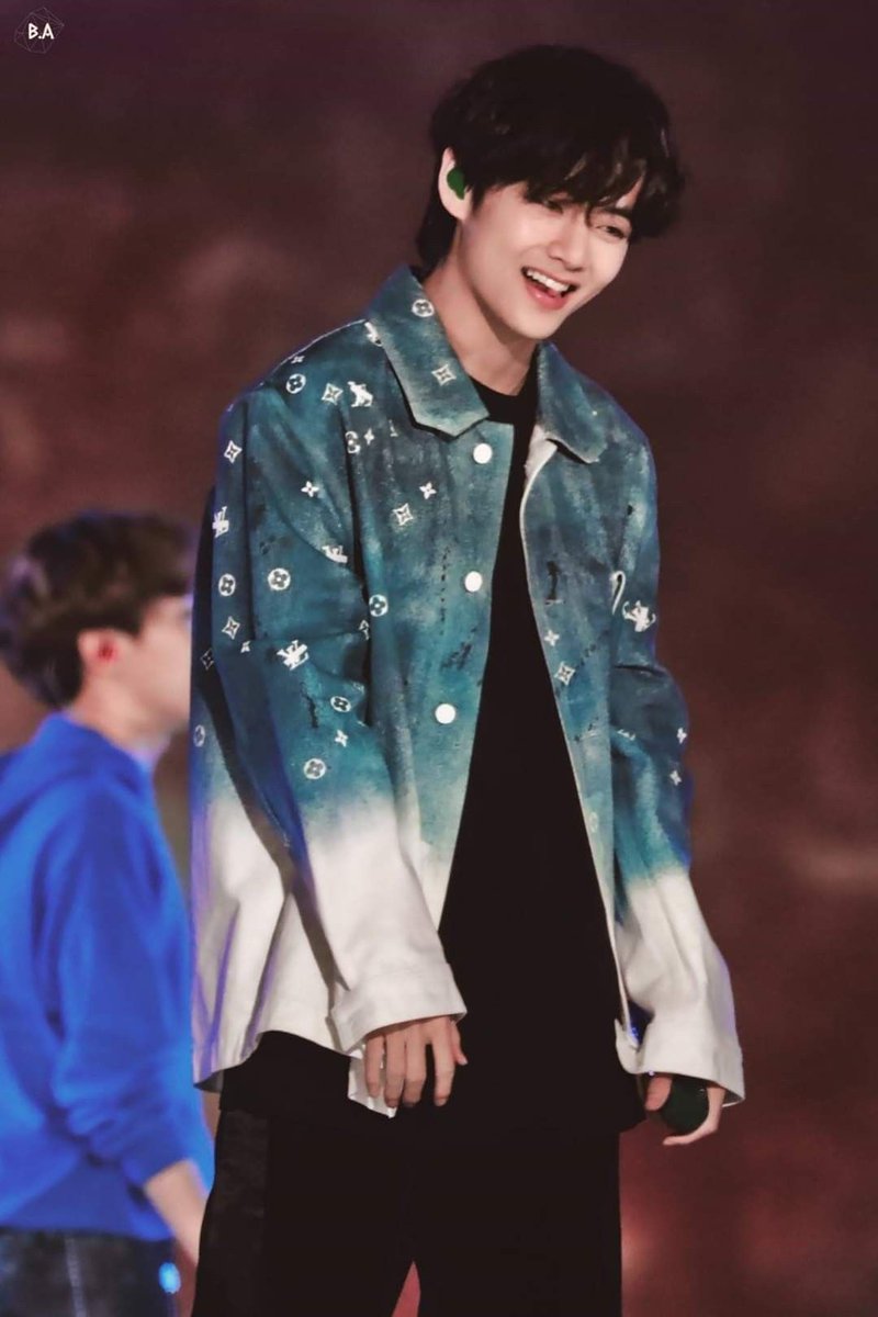 VantespVN's tweet photo. @tetestream_ @thenreport I vote #KIMTAEHYUNG as Asian Celebrity of the Year #ACOTY2022 #NETIZENSREPORT @thenreport
#ACOTY2022KIMTAEHYUNG https://t.co/s6yZlfX11s