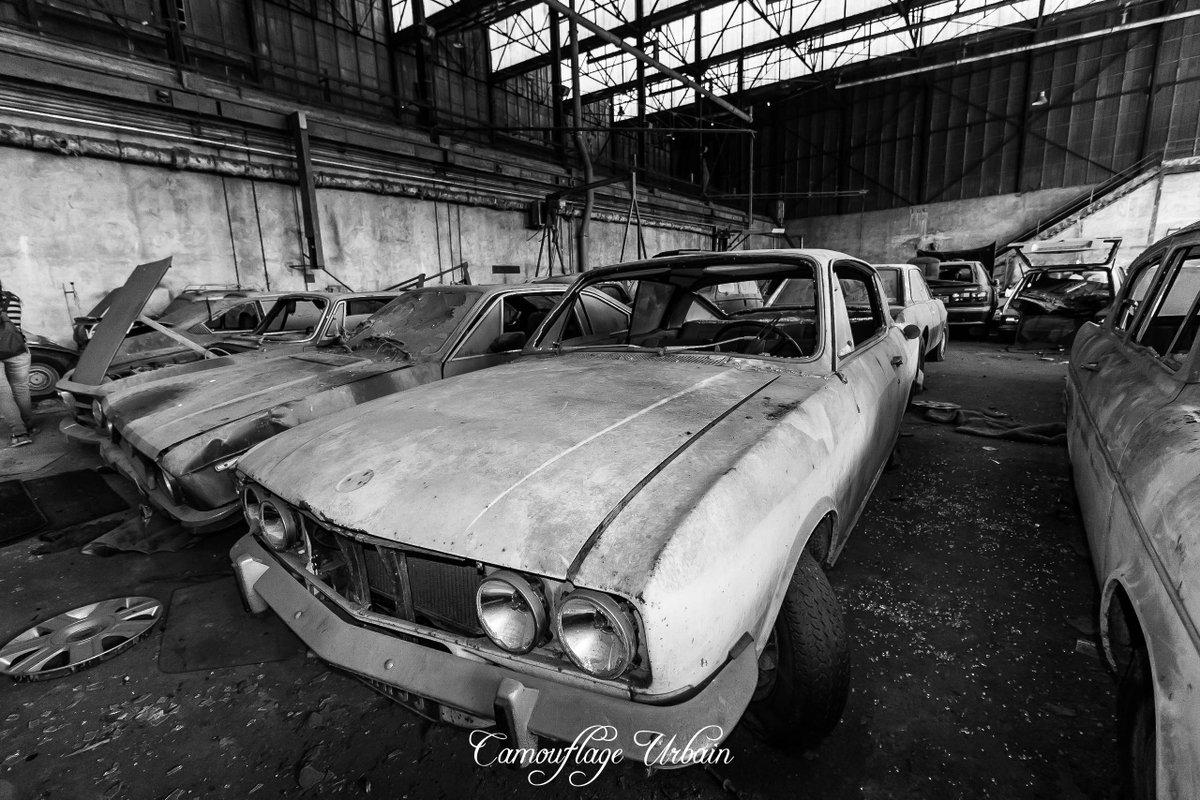 camouflageurb1's tweet photo. #urbex #exploring #abandonedplaces #urbexlife #photooftheday #abandoned #lostcar https://t.co/gpr0xFuEza