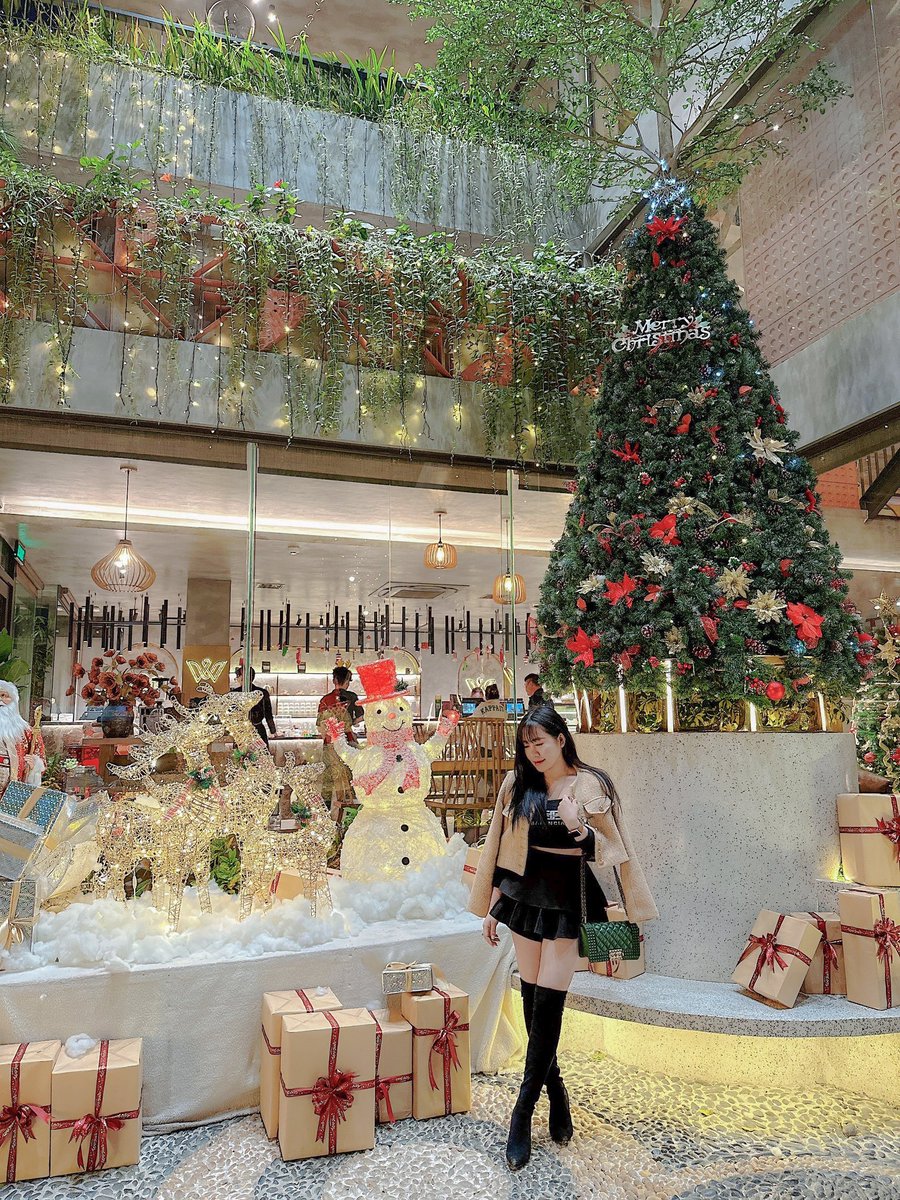 Hp nhìn phát bít đôu luôn 😛