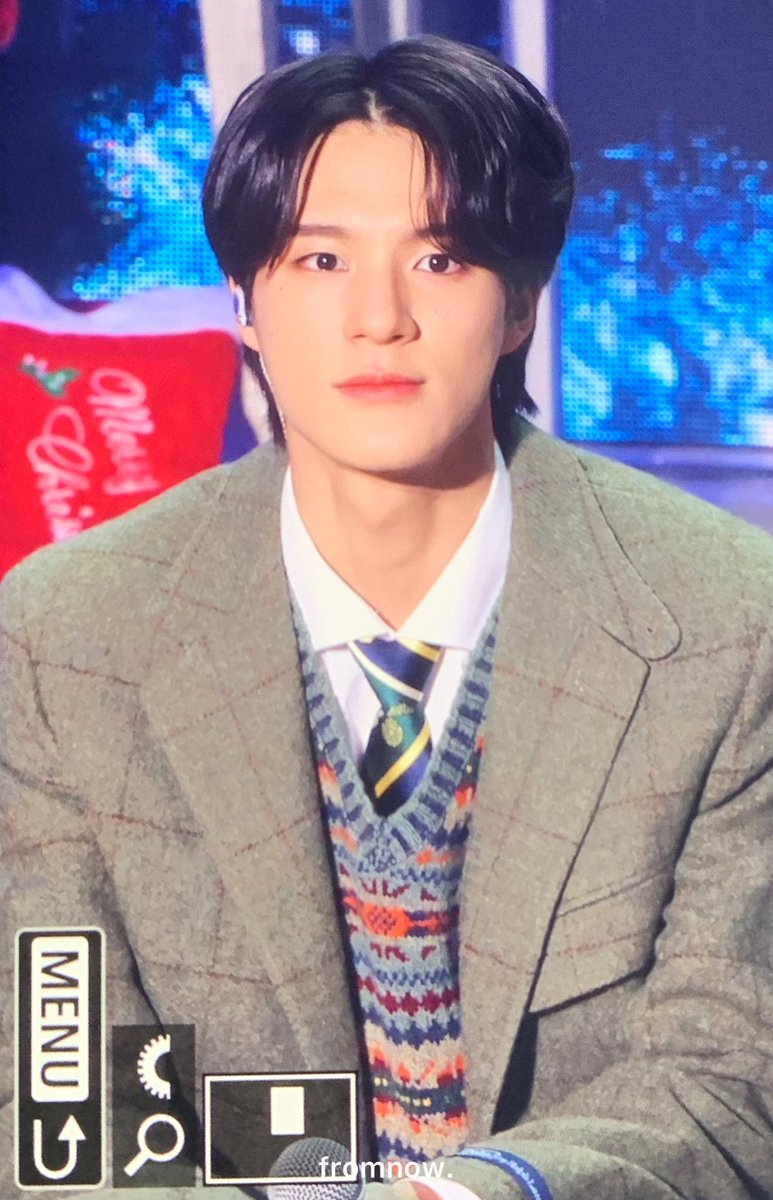 fromnow0423's tweet photo. 221221 캔디 윈터 스페셜 이벤트 

#제노 #JENO https://t.co/tdtfHWdKFt